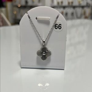 Elegant Silver Pendant Necklace
